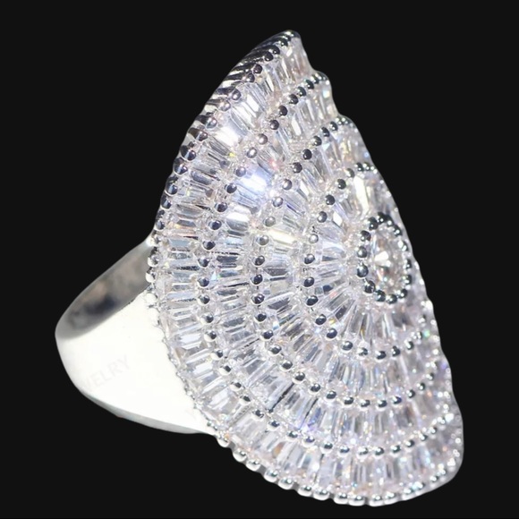 🎁 The Kaside Swarovski Crystals .925 Statement Ring - Picture 4 of 6